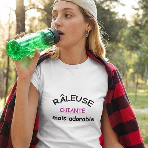 Femme Je suis Râleuse, un peu Chiante mais Adorable Cadeau Fleurs T-Shirt avec Col en V
