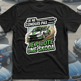 T-Shirt Je ne conduis pas — je pilote une Skoda