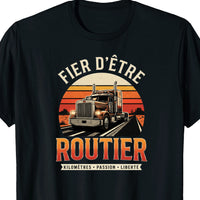 T-shirt noir Fier d'être Routier avec camion américain vintage et coucher de soleil rétro